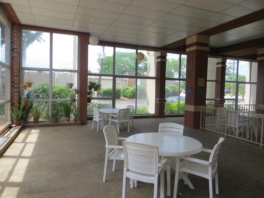 Rodeway Inn Skokie Esterno foto