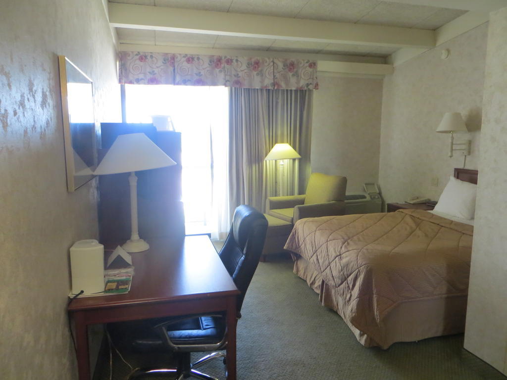 Rodeway Inn Skokie Esterno foto